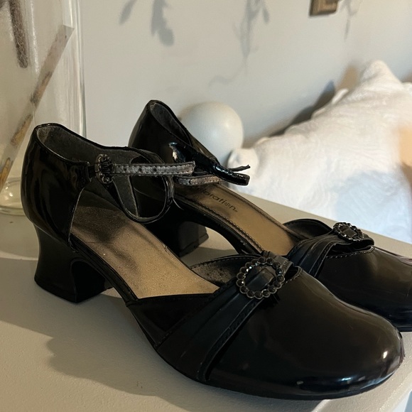 Black Dressy Shoes Chunky Heel Patent Leather Look Girls 4 - Picture 6 of 8